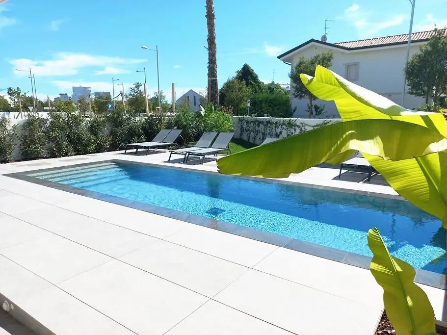Palms Building Apartment Lido di Jesolo Italy